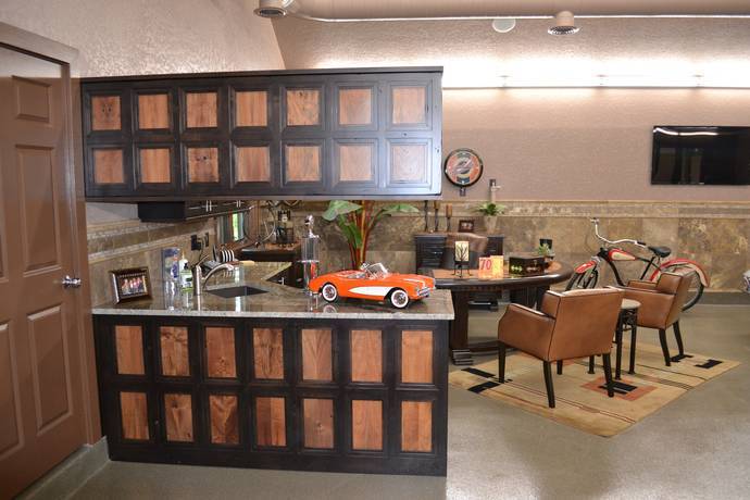 Custom Garage