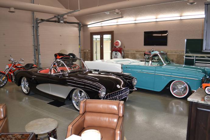 Custom Garage